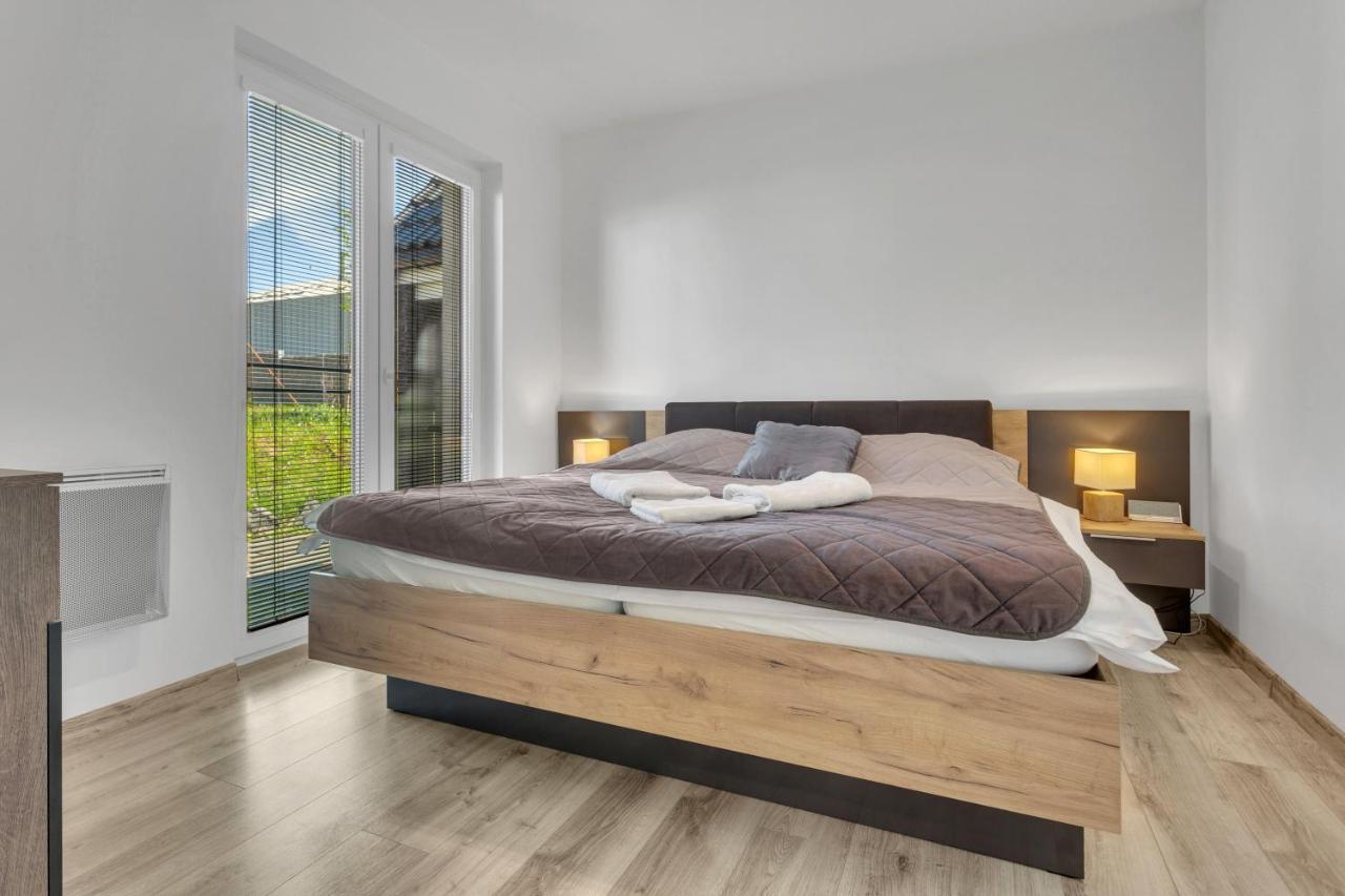 Family Apartments Klinovec Loučná pod Klínovcem 外观 照片